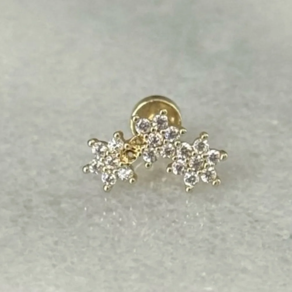 Gold Flower Cluster Cartilage Earring Brand New